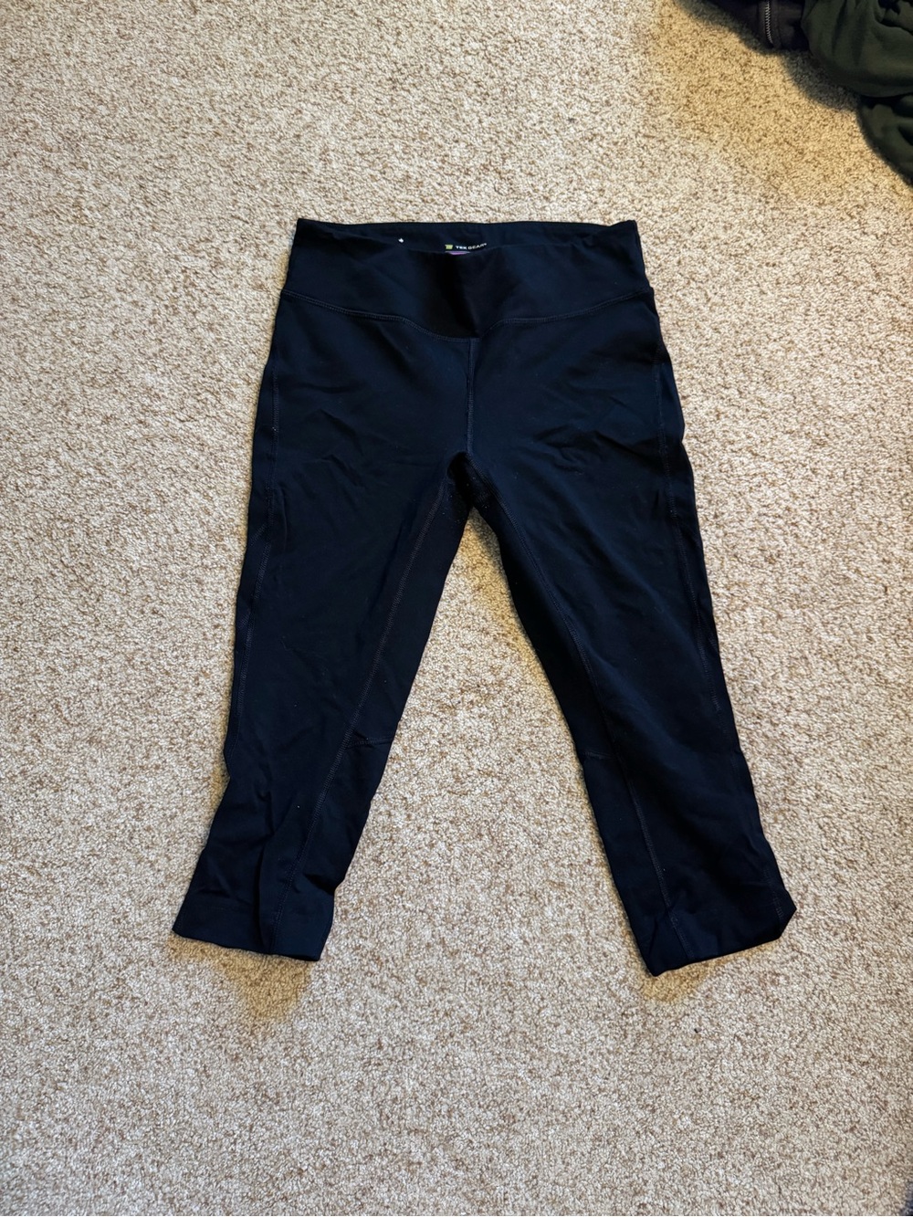Tek Gear Black High-Waist Active Capri Leggings